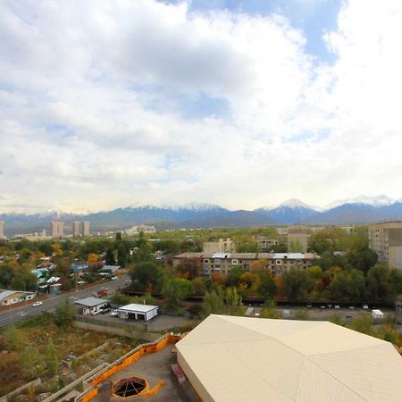Razmestim В Жк Дуэт Almaty Ngoại thất bức ảnh