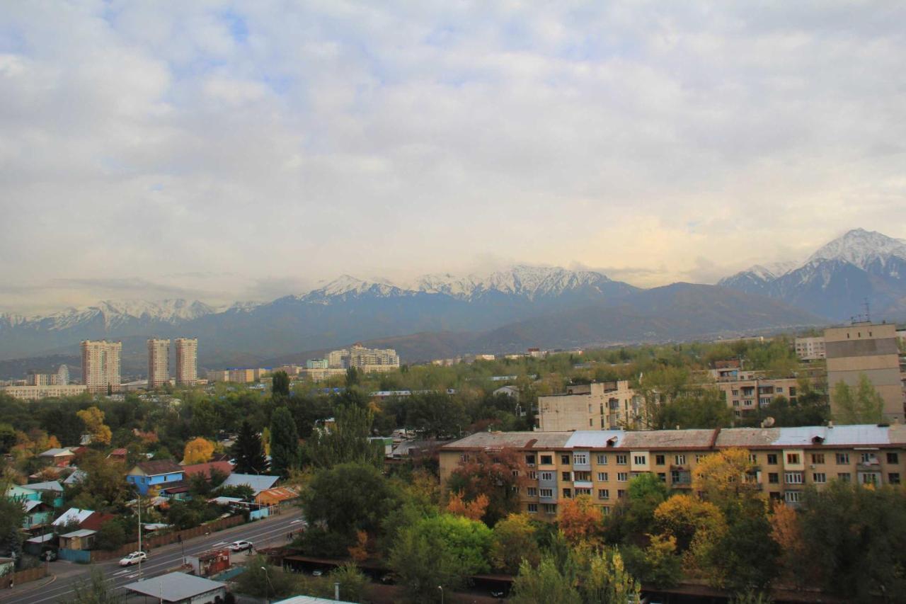 Razmestim В Жк Дуэт Almaty Ngoại thất bức ảnh